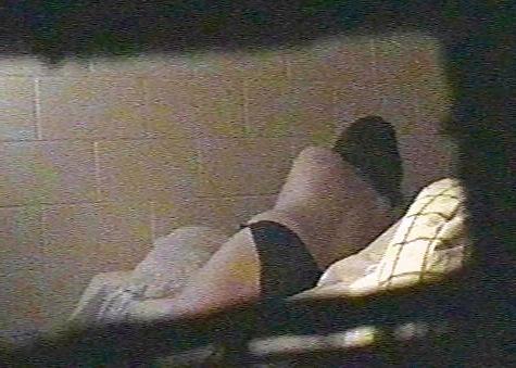 21P Hanging Tit Voyeur