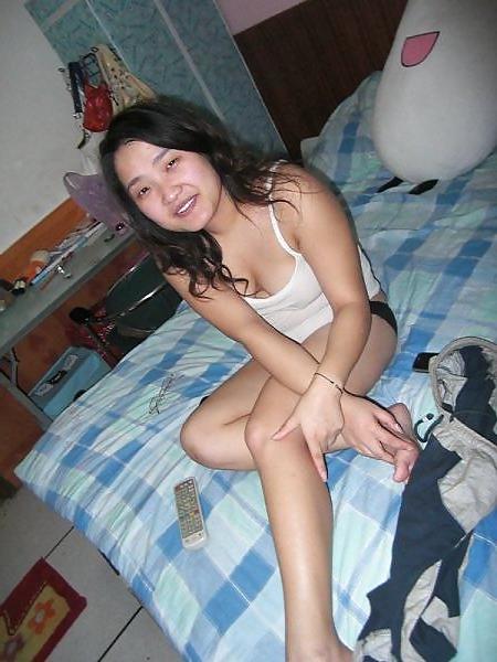 13P BBW ASIAN GIRL SHOWS