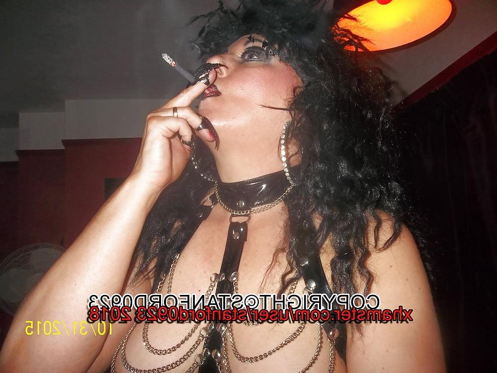 25P SLUT SMOKING BLACK RUSSIAN 2