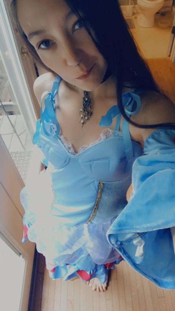 25P Clothed