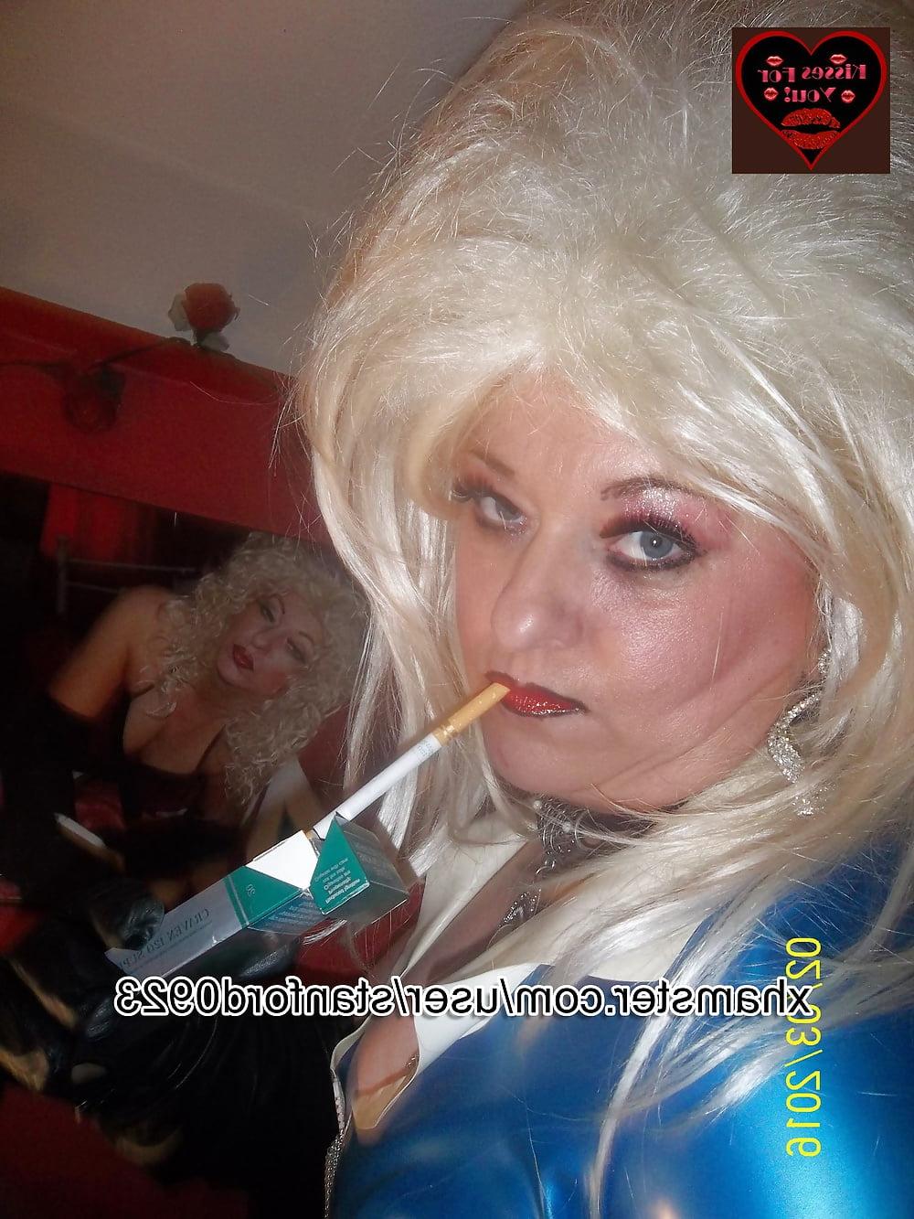25P SMOKING SLUT IN RUBBER PT 1