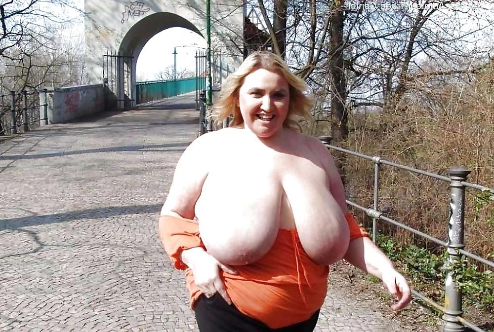 25P Herrliche Titten und Nippel