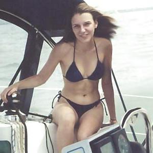 23P Sexy non nude girls