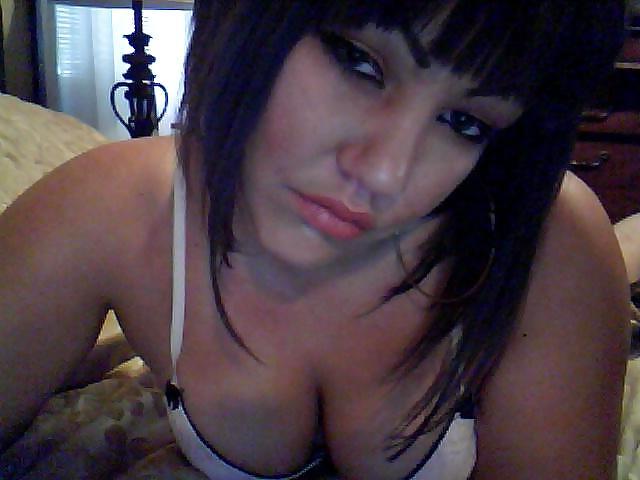 23P Sexy non nude girls