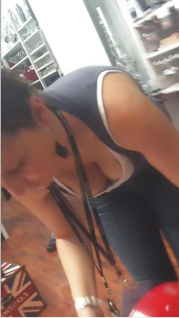 25P Random candid - voyeur shots