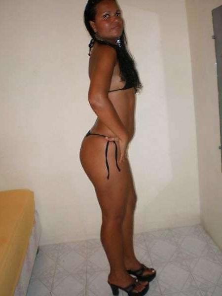 25P Non porn but hot women