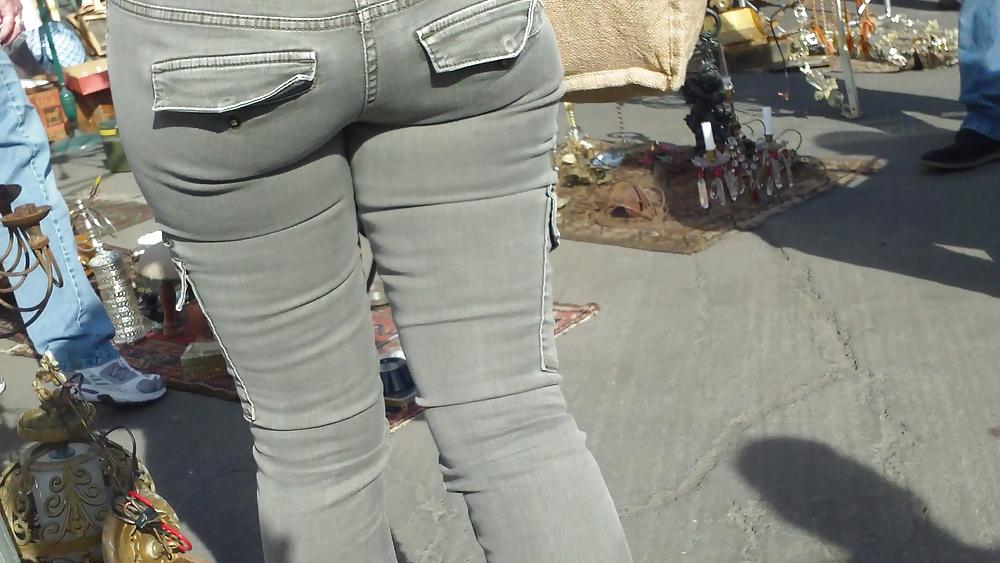 25P Nice tight sexy butt & butt in grey jeans