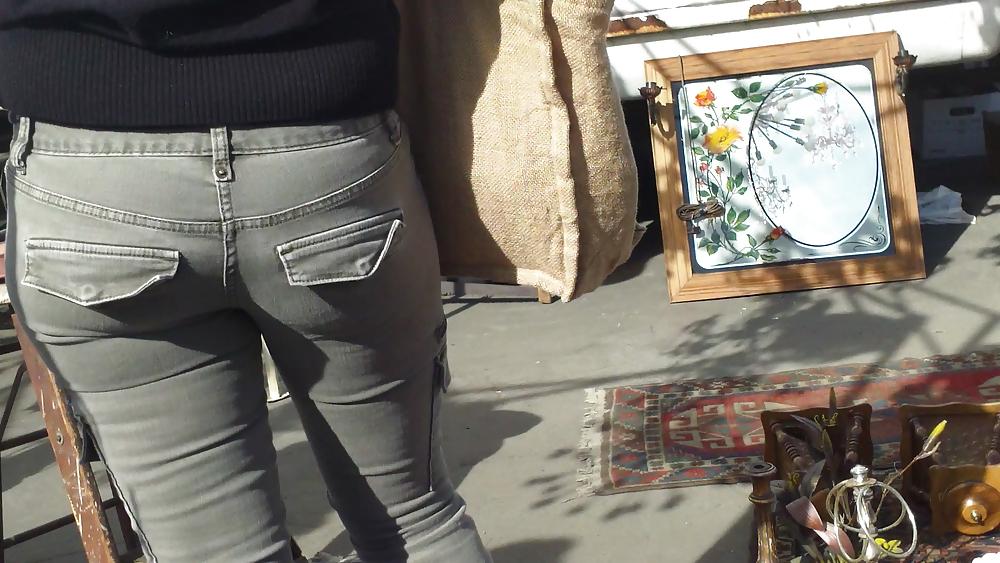 25P Nice tight sexy butt & butt in grey jeans
