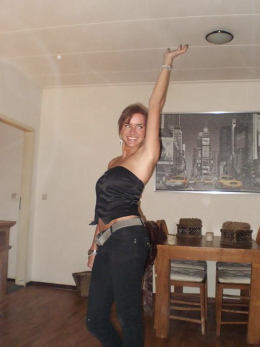 25P Sexy mother from facebook 2