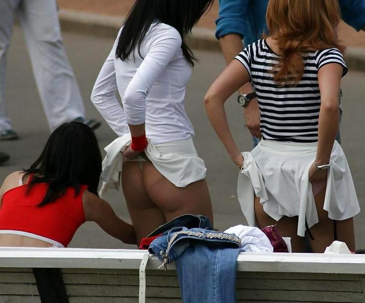 20P Voyeur Upskirt #12