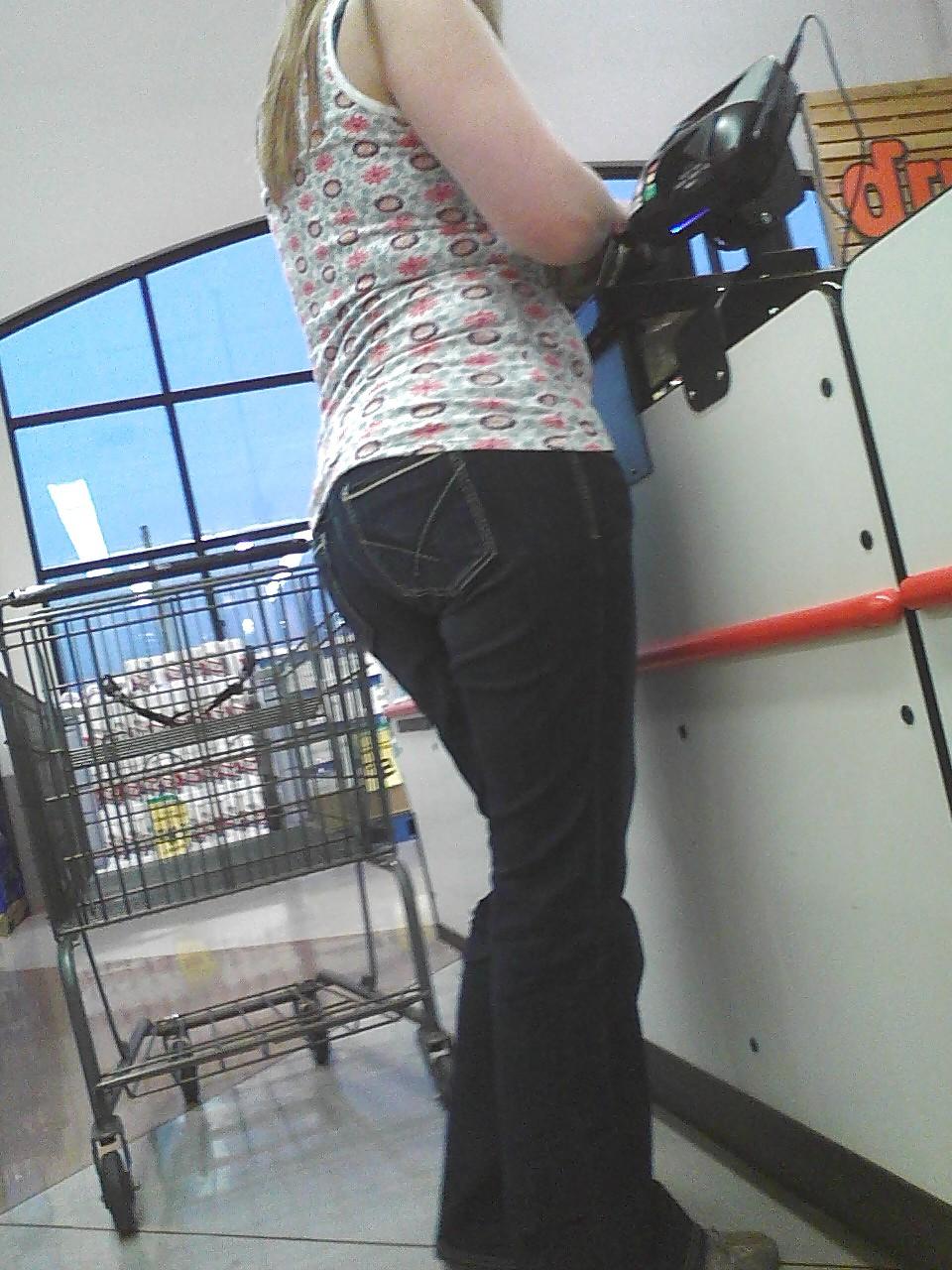 4P Candid - Big butt jeans