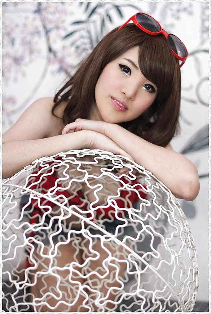 21P SEXY AND CUTE ASIAN I