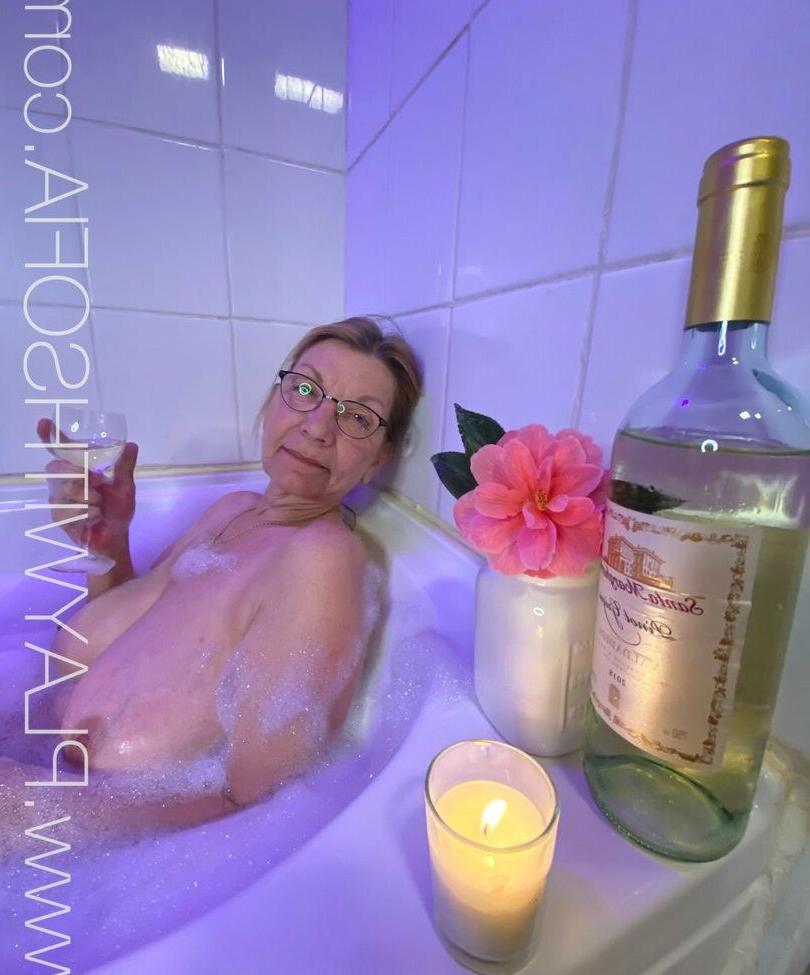 25P Daughter_Mother nude