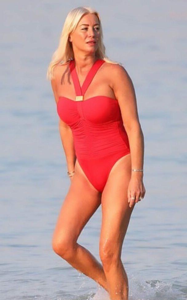 25P Denise Van Outen nude