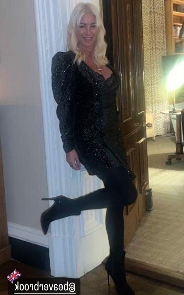 25P Denise Van Outen nude