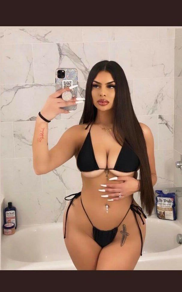25P The Greek Freak nude