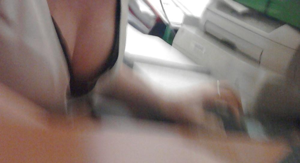 25P Voyeur Upskirts