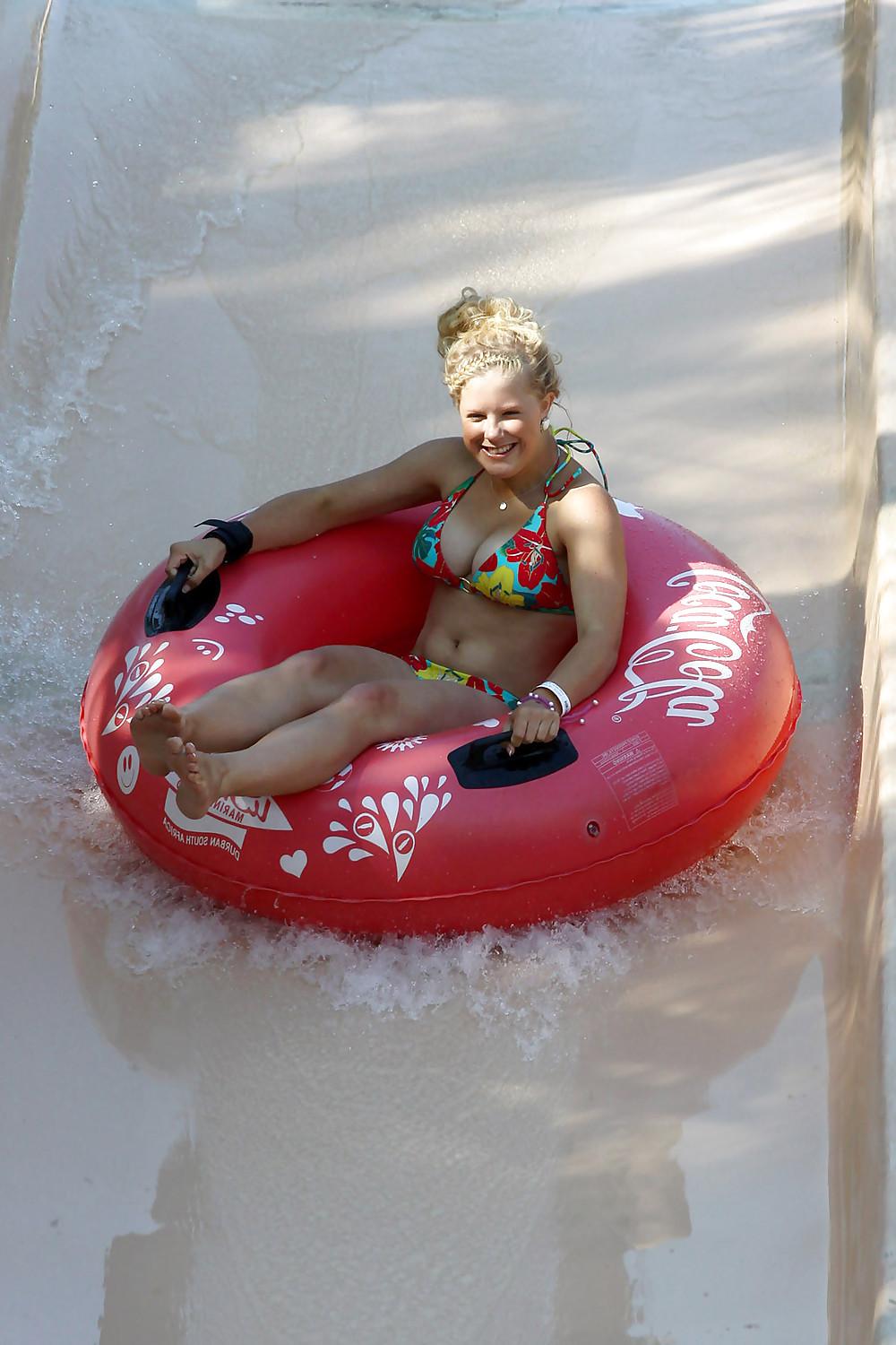 25P Bikinis At The Waterpark