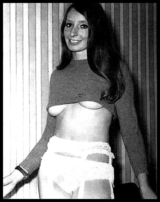 25P KEY - Sexy Pin-Ups 10