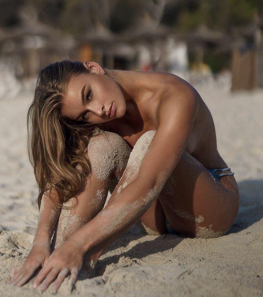 11P Imke Van Den Akker nude