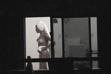 13P Voyeur!