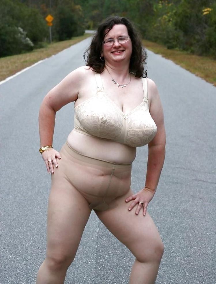 13P Granny in panties