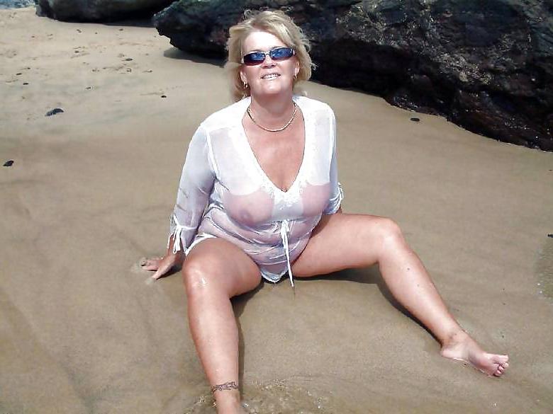 19P Mature-BBW-Ladies 309
