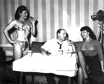 25P Bettie Page, portraits, pictures curious.