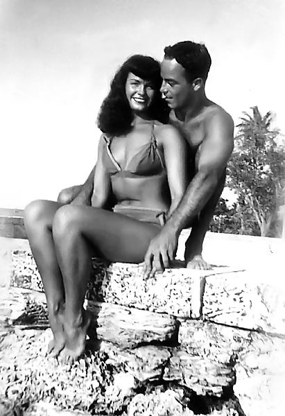 25P Bettie Page, portraits, pictures curious.