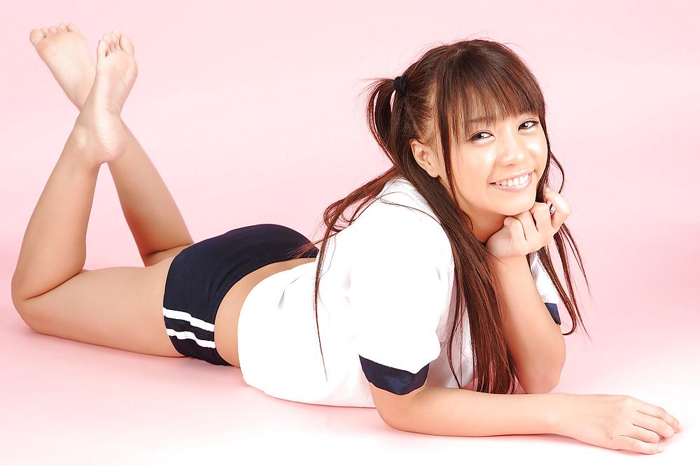 25P Asian Foot Fetish 22
