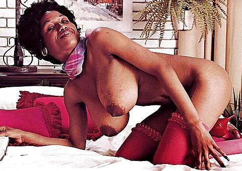 25P Vintage Ebony Tig Ol' Bitties