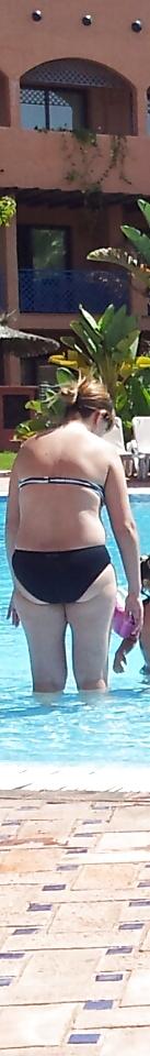 14P Fat ass on vacation 