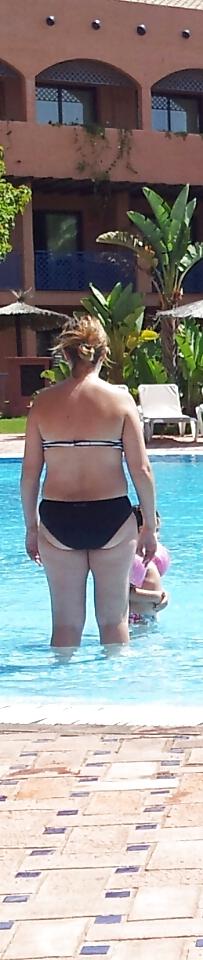 14P Fat ass on vacation 