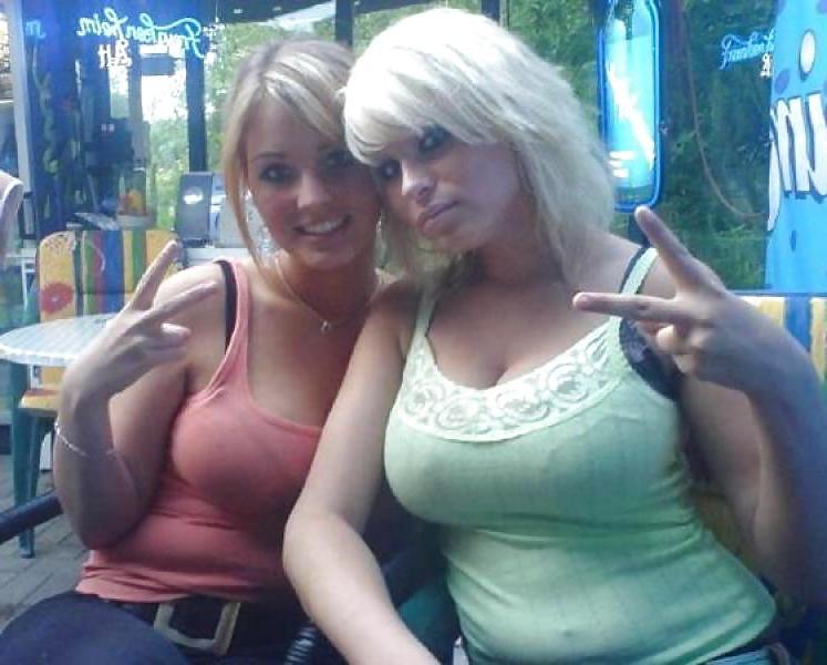 25P BIG TITTIES AMATEURS - Non & Non Nude I