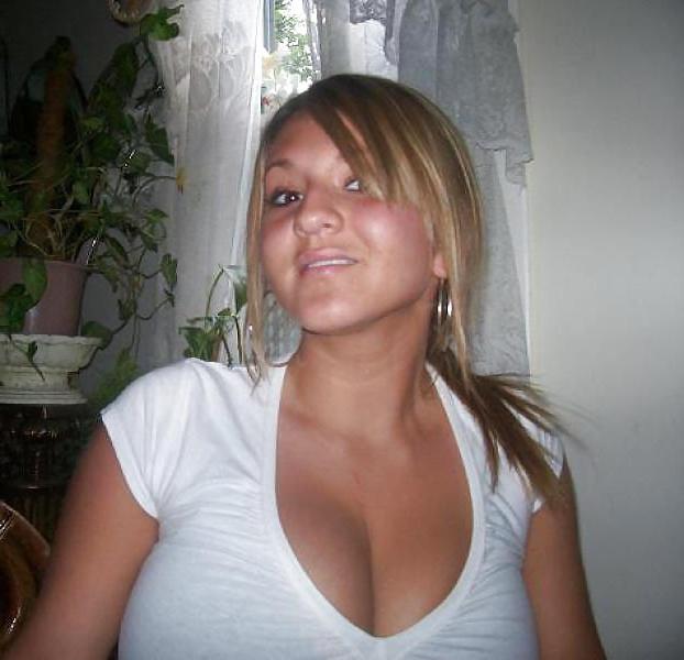 25P BIG TITTIES AMATEURS - Non & Non Nude I