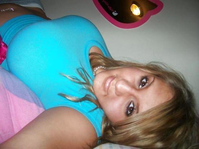 25P BIG TITTIES AMATEURS - Non & Non Nude I