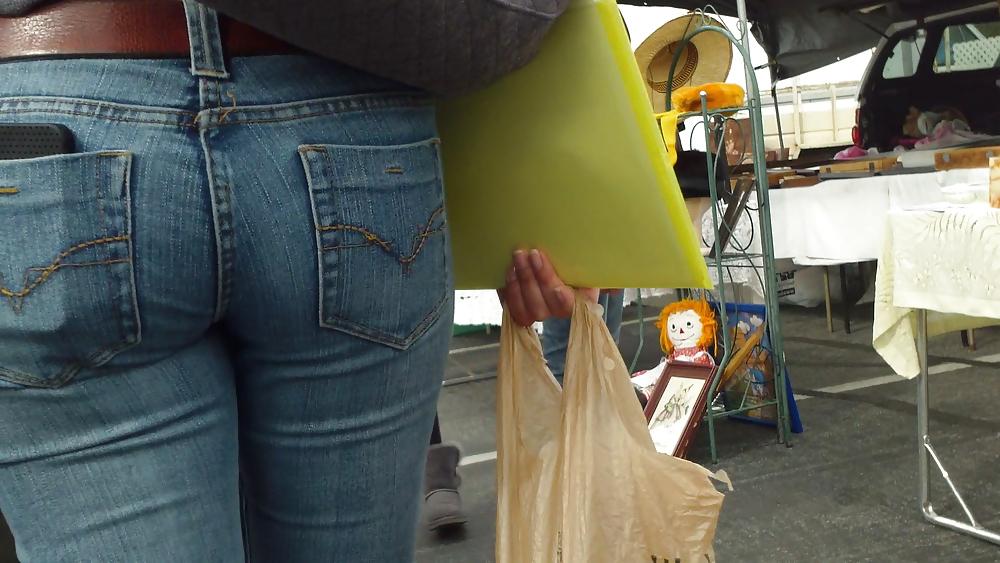 25P Teen ass & butt up close
