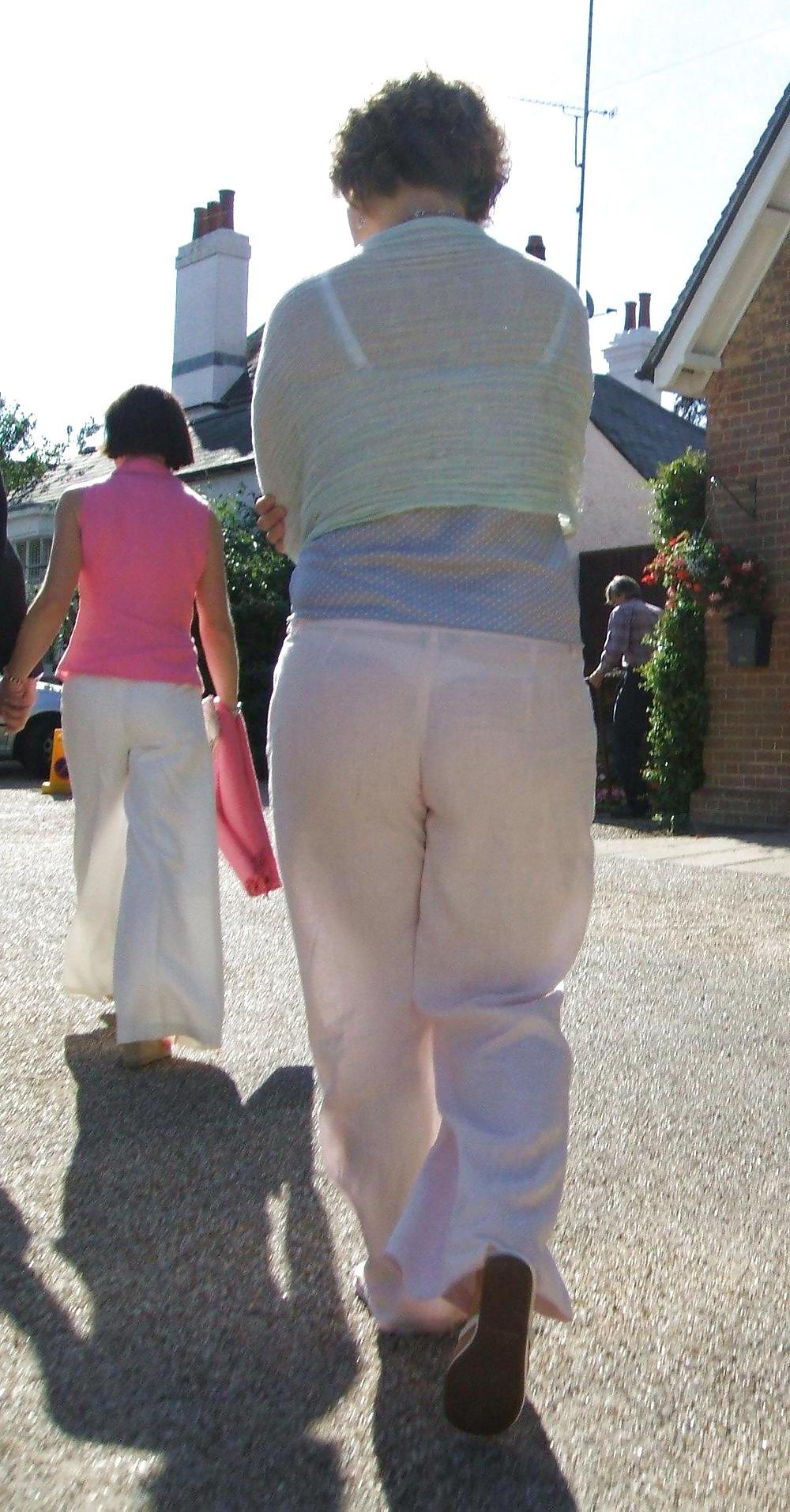 25P Voyeur pantie liner