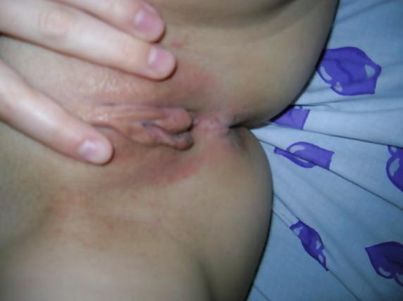 22P Some close up pussies