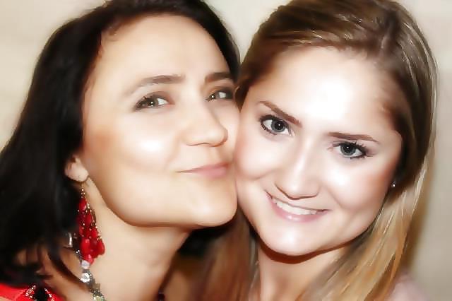 15P Who is better, mom or daughter?