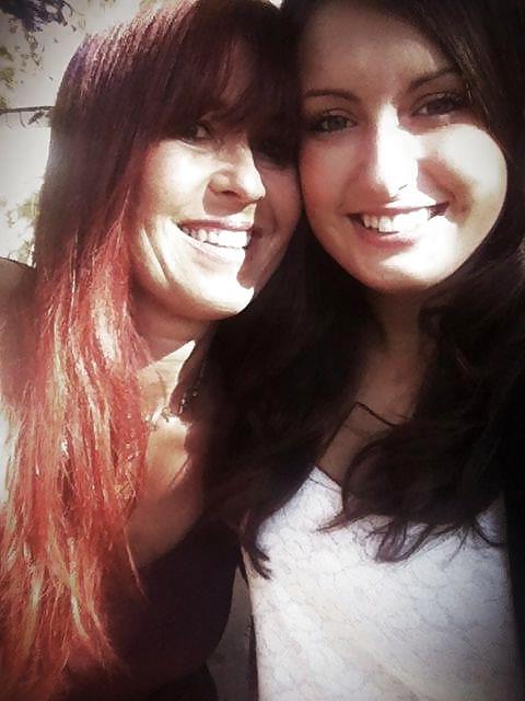 15P Who is better, mom or daughter?
