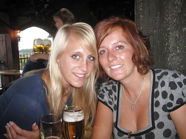 15P Who is better, mom or daughter?