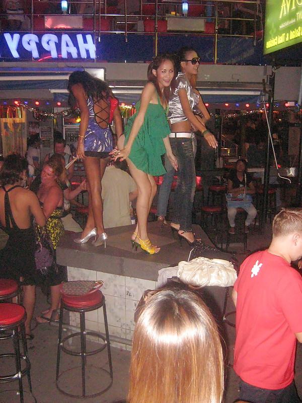 25P Thai Ladyboy Mint
