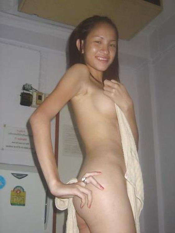 25P Thai Ladyboy Mint
