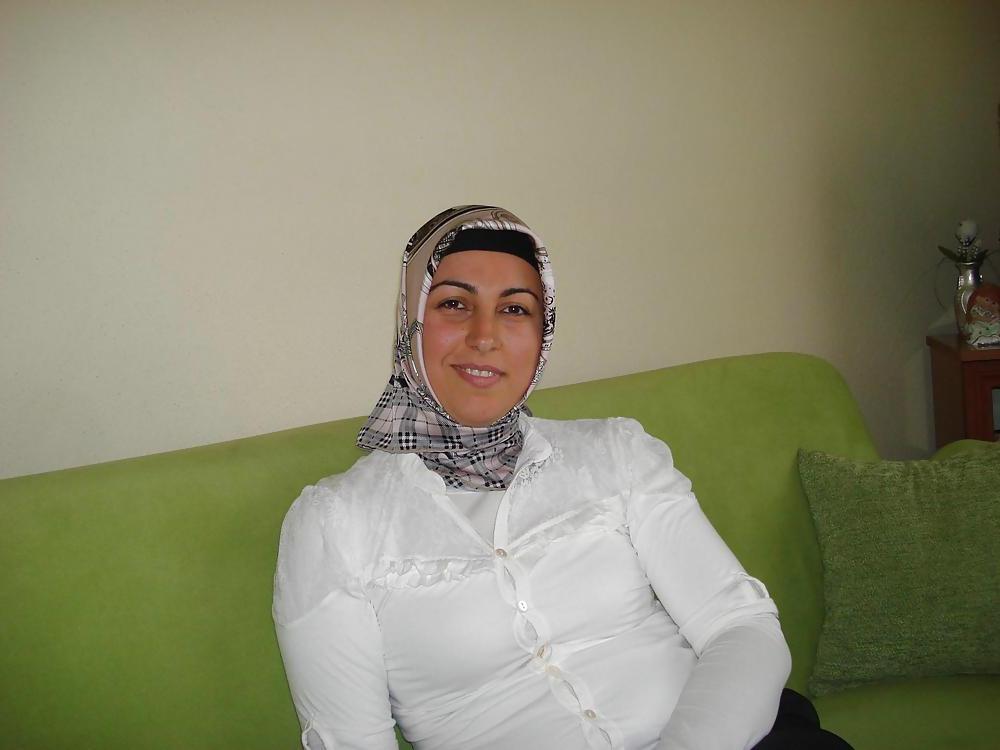 8P Turkish arab hijab turbanli asian burcu