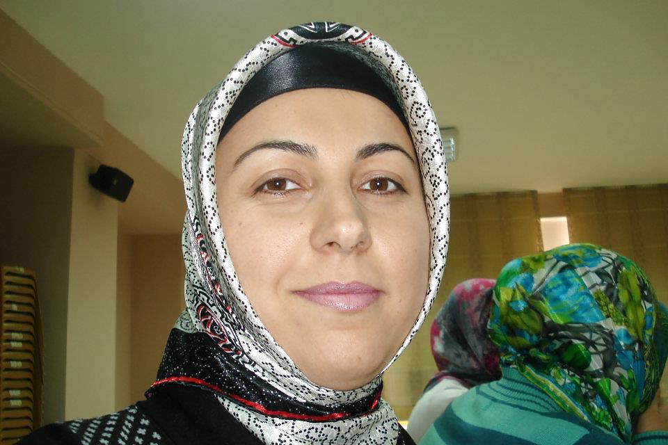 8P Turkish arab hijab turbanli asian burcu