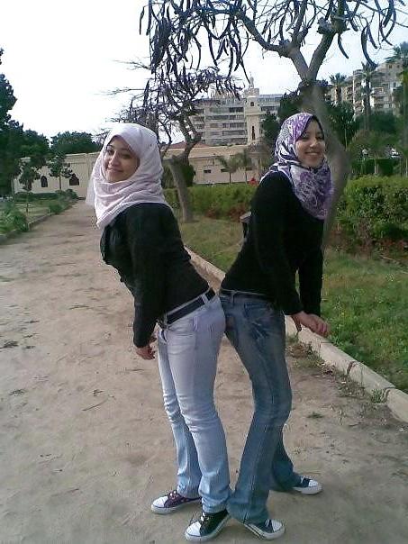 25P Arab mohagabat ( arab veiled girls)