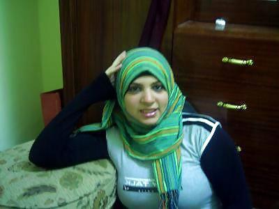 25P Arab mohagabat ( arab veiled girls)