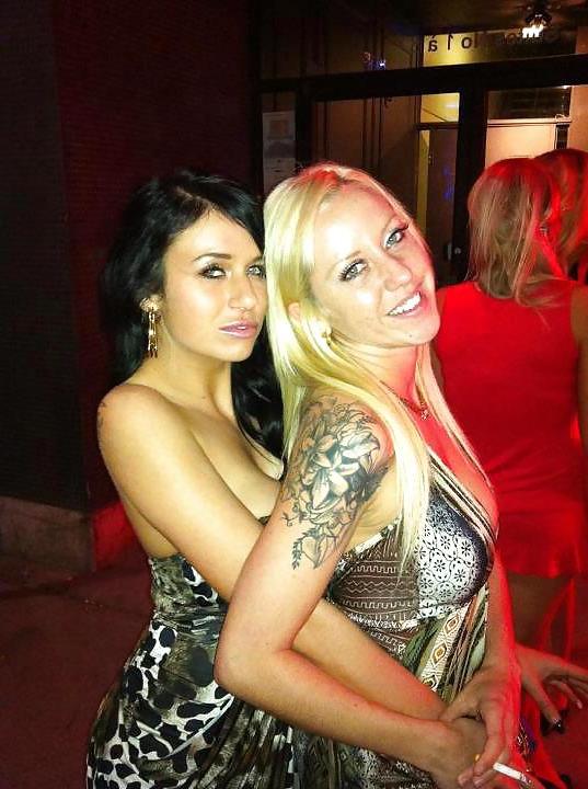17P Non Nude Hot Girls