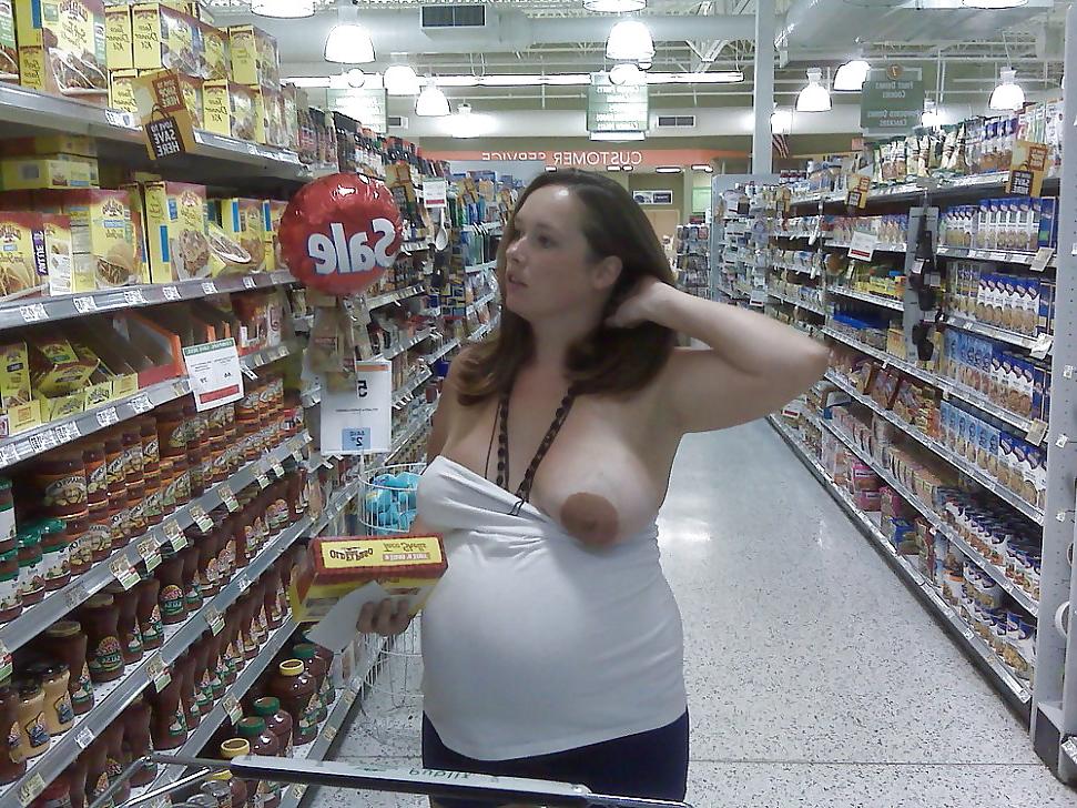 25P Les salopes dans les magasins